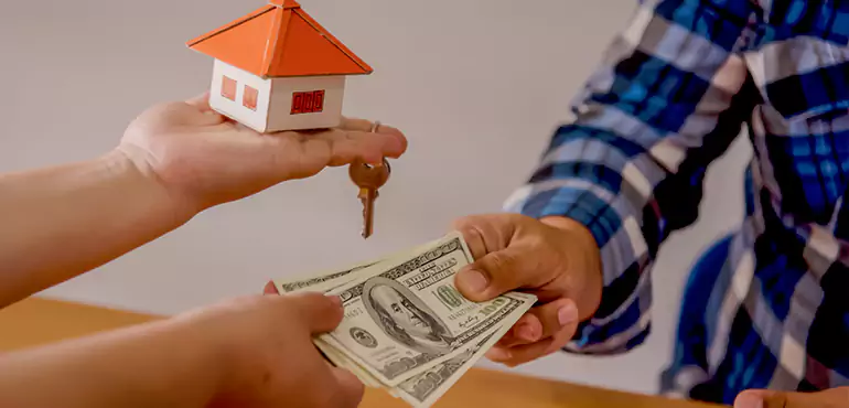 Why Cash Buyers Love Off Market Homes Too in Overland Park, KS?